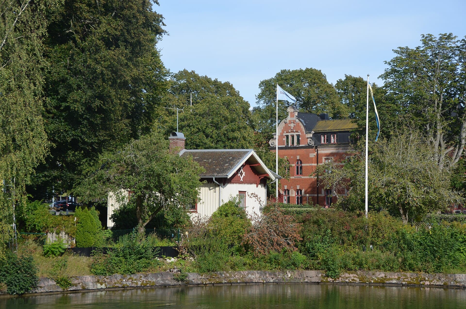 Schwanska Villan och Brovaktarhuset vid Klaffbron